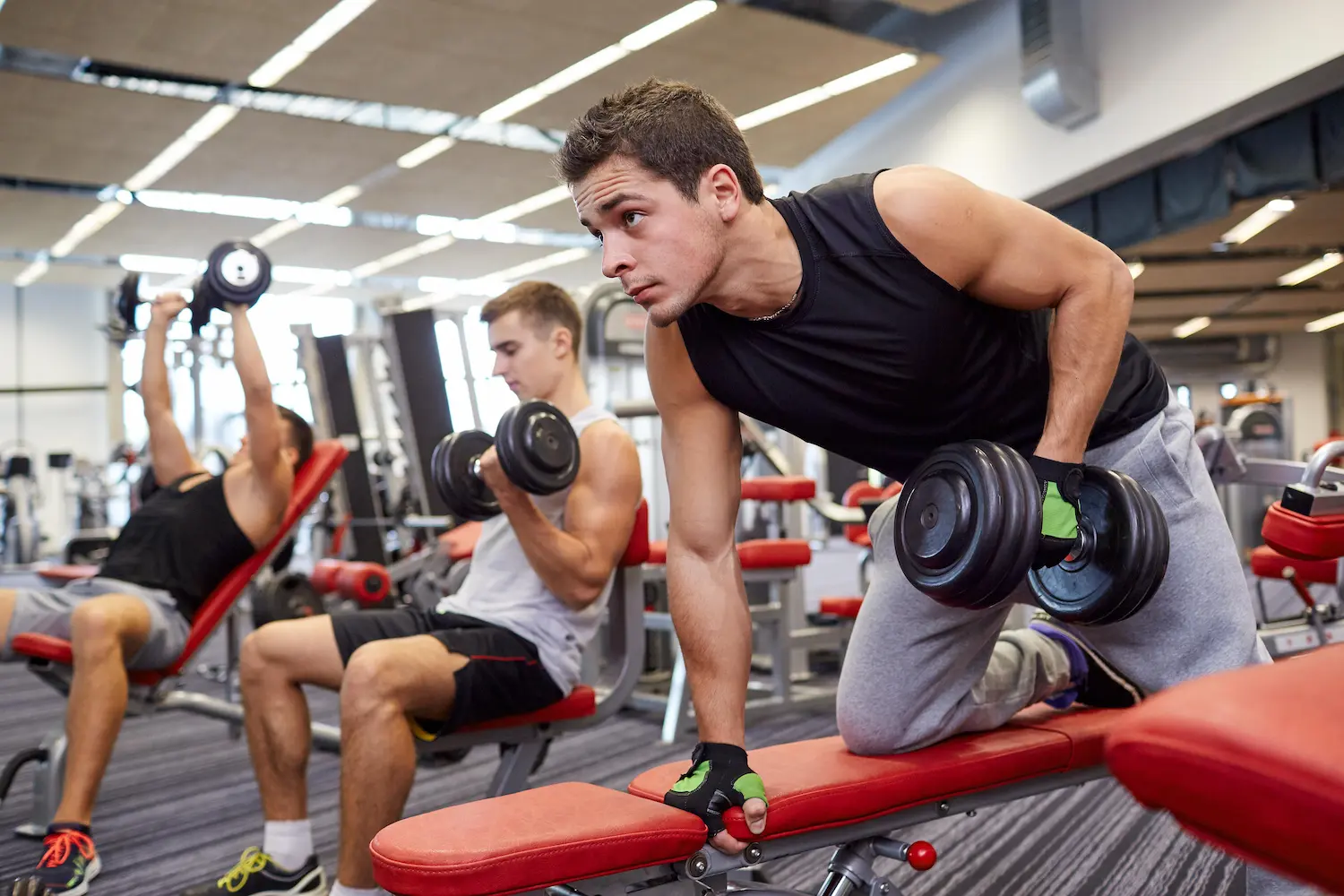 انجام تمرینات HIIT و وزنه برای افزایش چربیسوزی و کاهش چربی احشایی